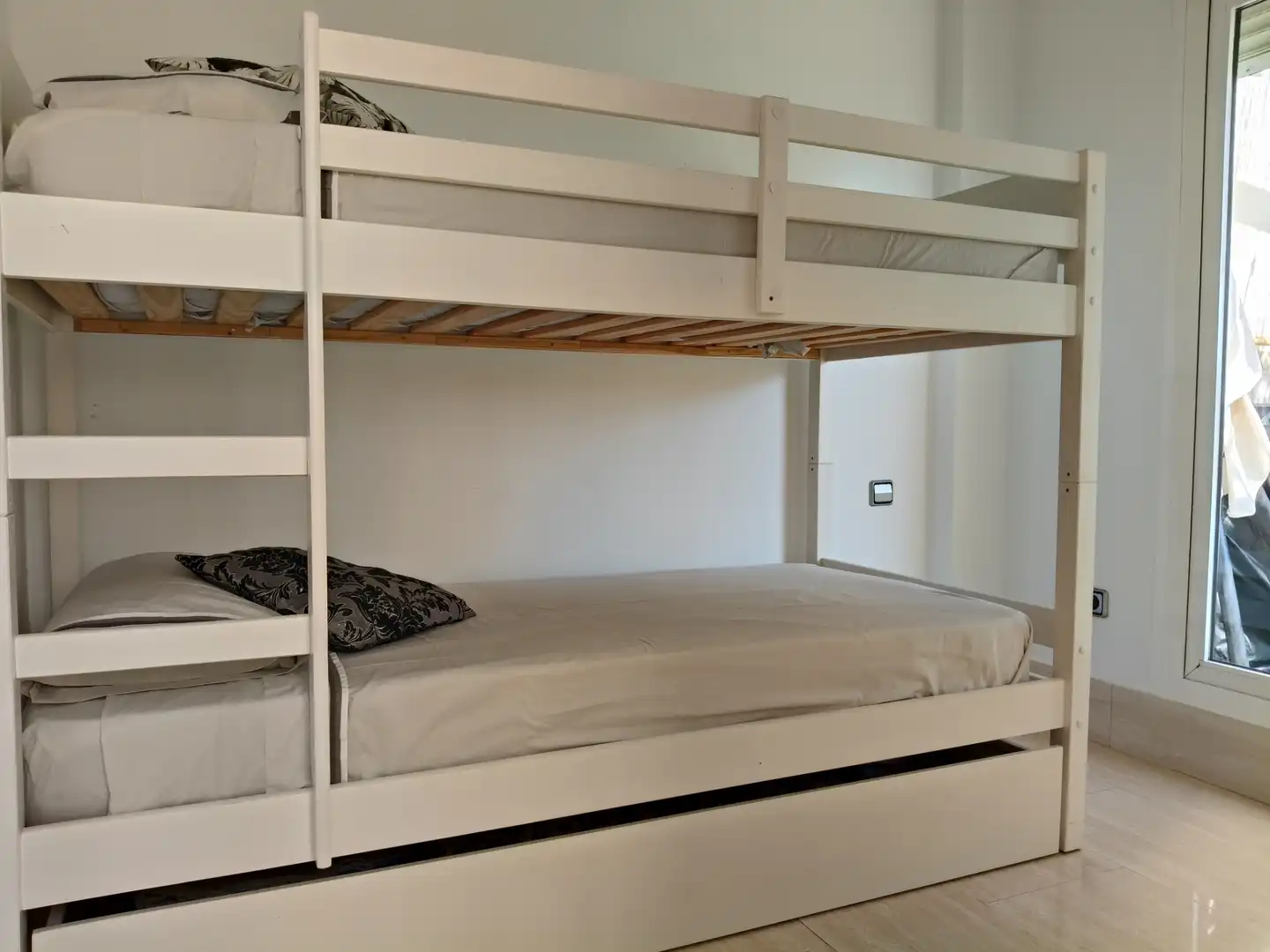 Habitación de Ático en venta en Gandia con Aire acondicionado, Terraza y Amueblado