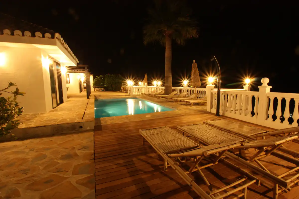 Piscina de Casa o chalet en venta en Benalmádena con Aire acondicionado, Calefacción y Jardín privado