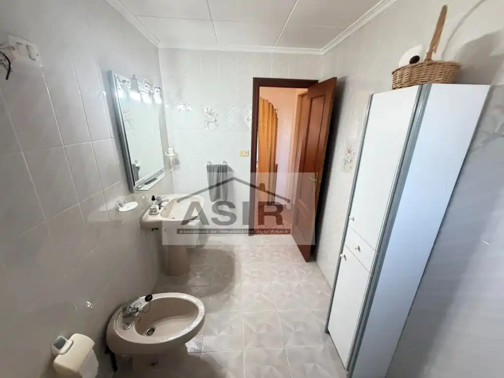 Baño de Casa o chalet en venta en Alzira con Terraza y Piscina