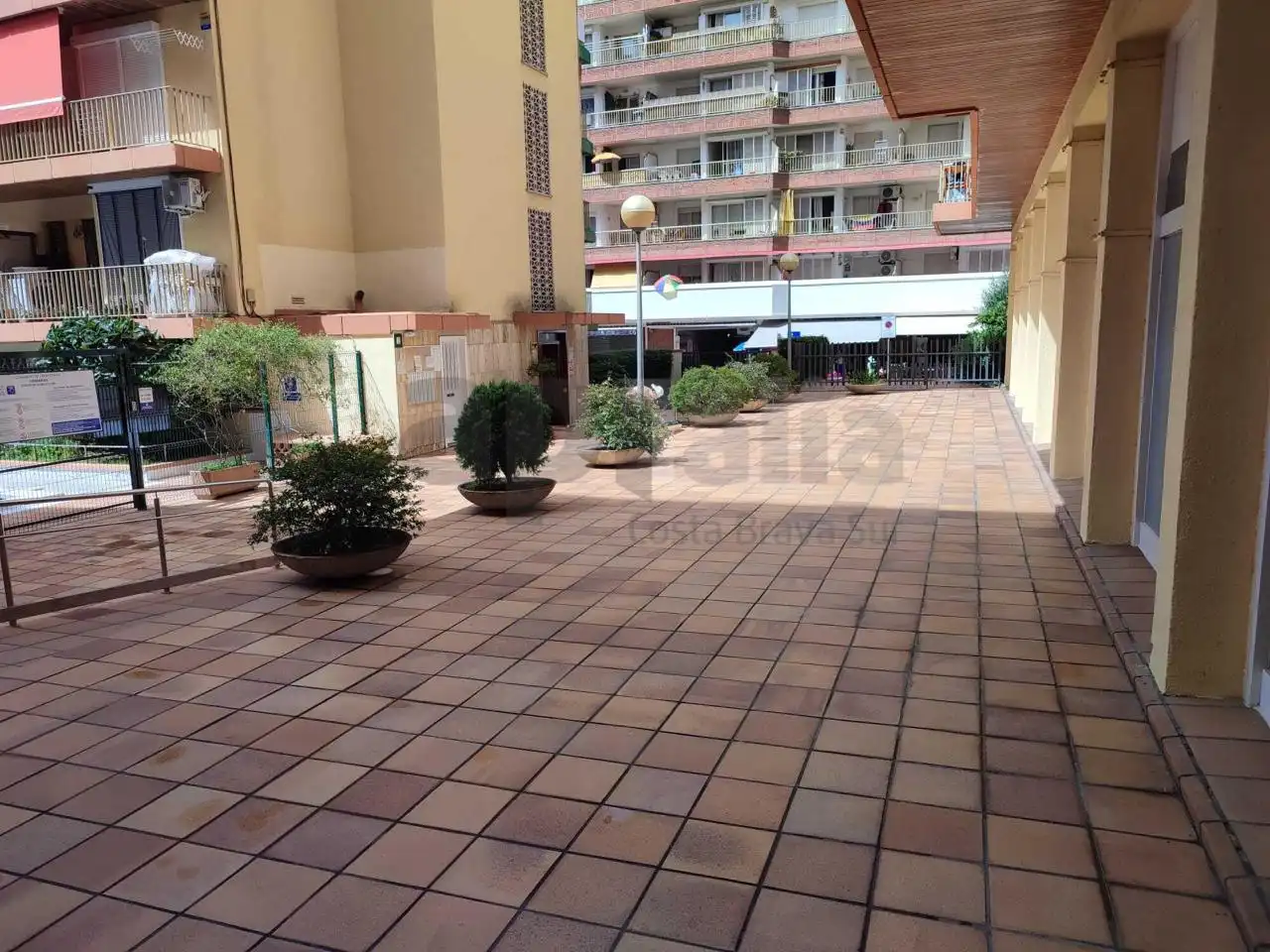 Pis amb piscina en venda a Fenals, imagen 16