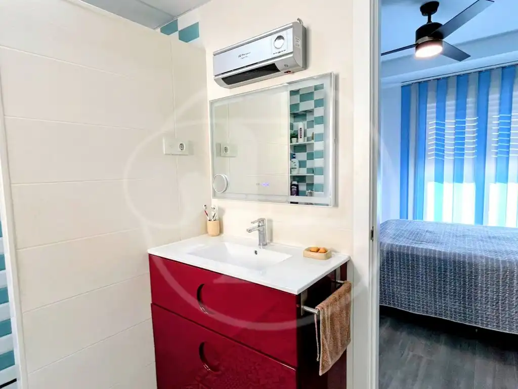 Terraced house with terrace for sale in Benicalap, imagen 17