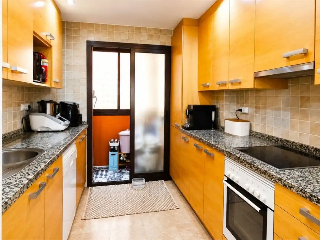 Kitchen of Flat for sale in Estepona  with Air Conditioner, Terrace and Balcony