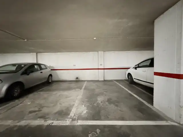 Parkplatz von Wohnung zum Verkauf in Castellón de la Plana / Castelló de la Plana mit Klimaanlage, Heizung und Abstellraum