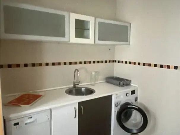 Appartement compact avec ascenseur à louer à Duque San German 22, imagen 3