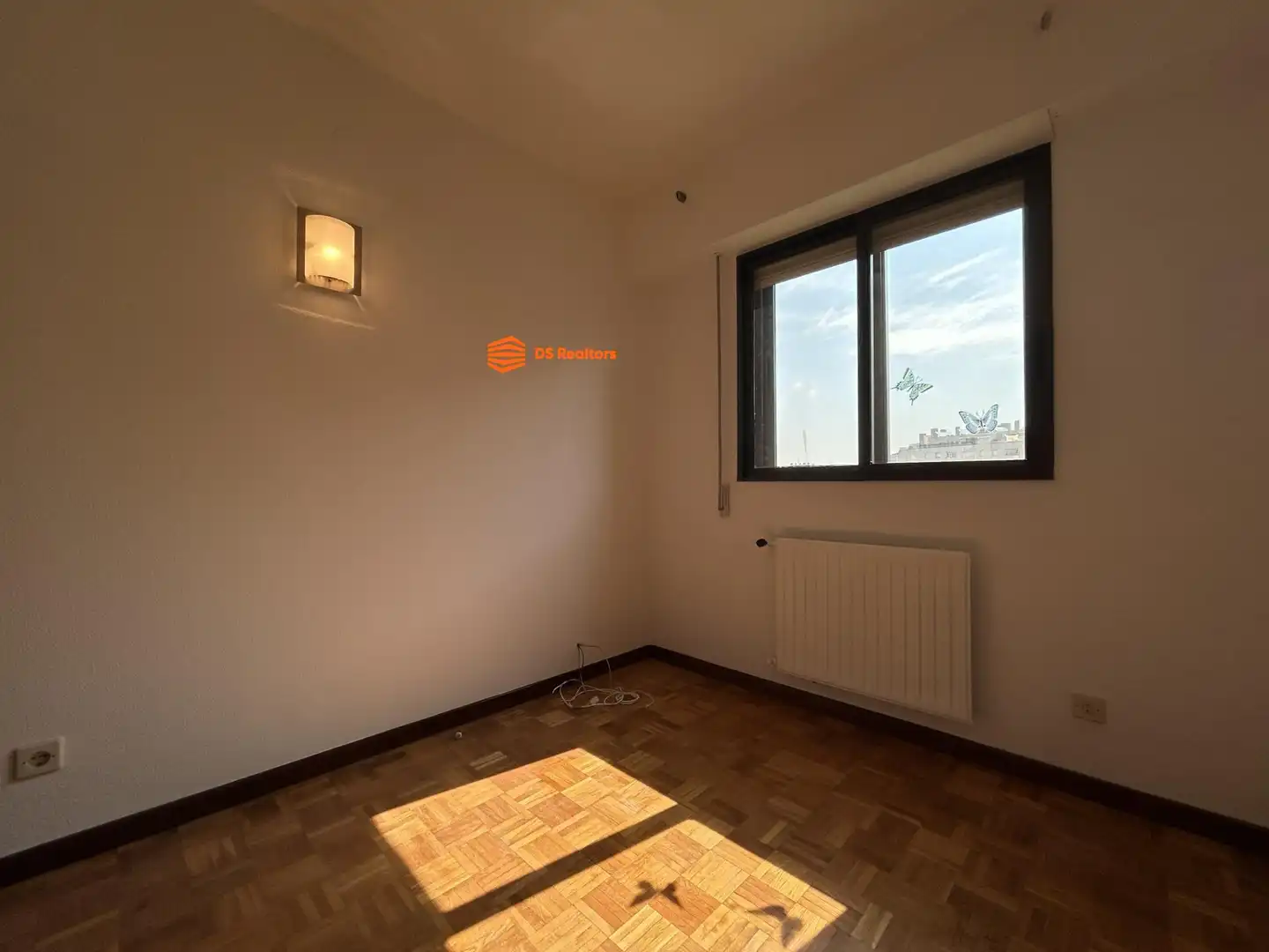 Flat for rent in Madrid  with Heating, Terrace and Storage room