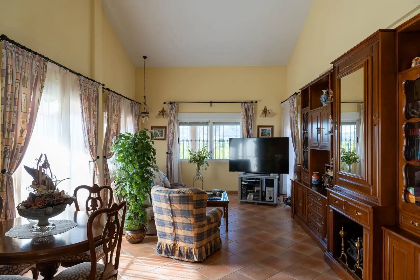 Sala d'estar de Casa o xalet en venda en Orihuela amb Aire condicionat, Calefacció i Terrassa