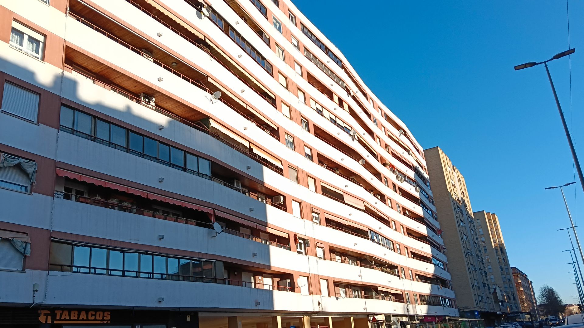 Vista exterior de Pis en venda en Talavera de la Reina amb Calefacció, Parquet i Terrassa