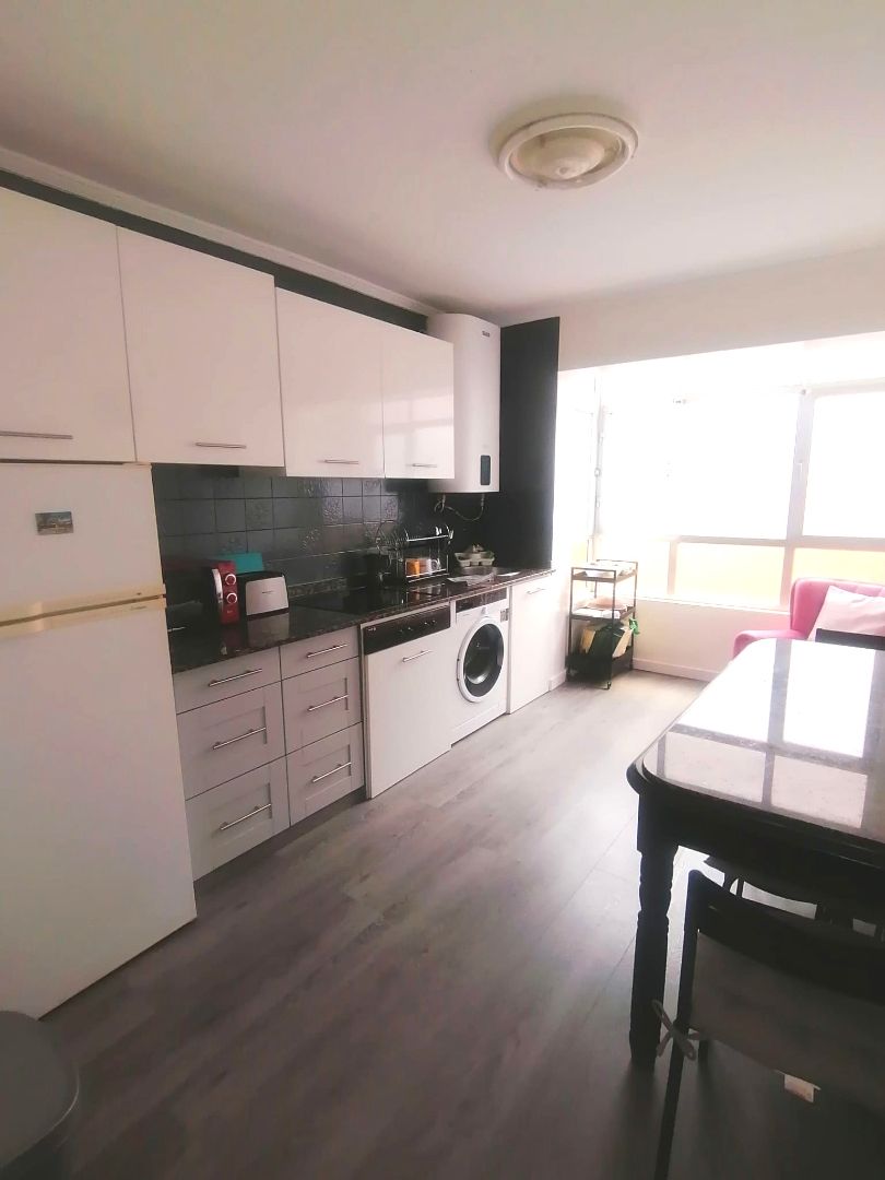 Kitchen of Flat to rent in Gijón   with Heating, Parquet flooring and Furnished