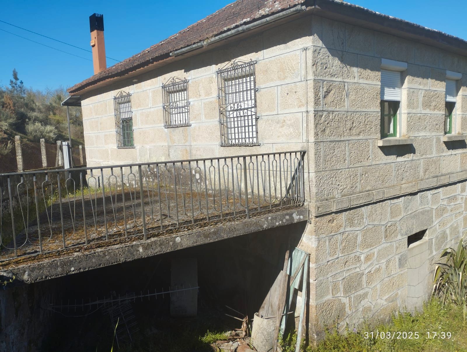 Exterior view of Country house for sale in O Carballiño    with Terrace, Storage room and Furnished