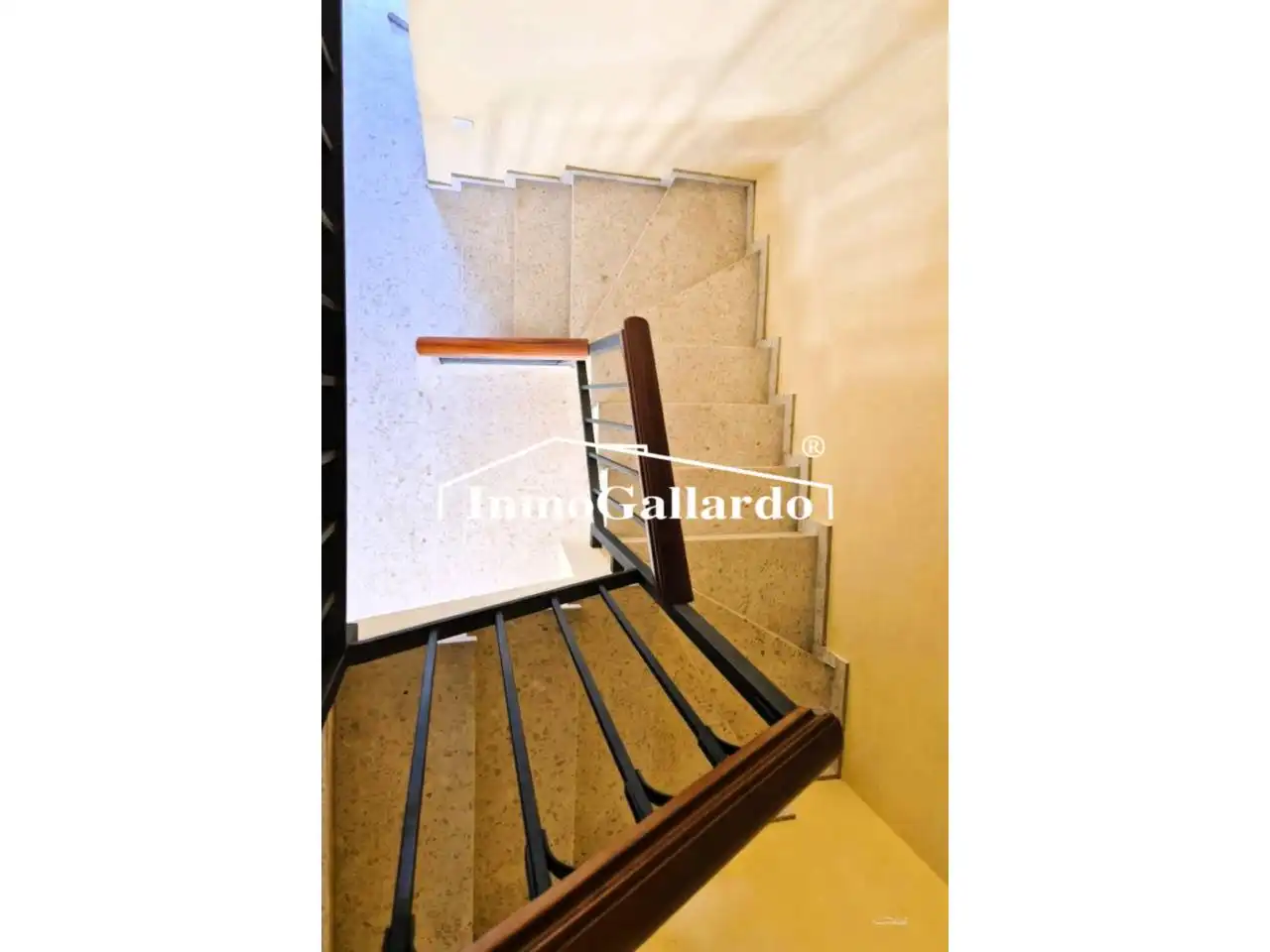 Vista exterior de Casa adosada en venda en Vélez-Málaga amb Jardí privat i Piscina comunitària