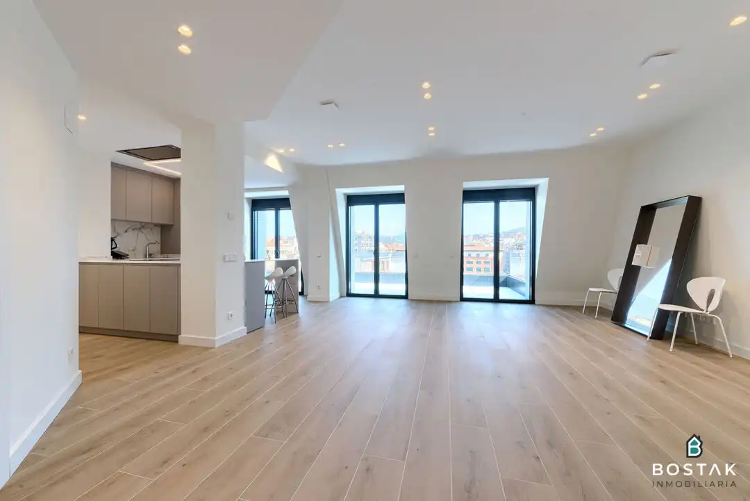 Sala de estar de Piso de alquiler en Bilbao  con Calefacción y Terraza