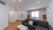 Living room of Apartment for sale in  Barcelona Capital  with Air Conditioner, Heating and Parquet flooring