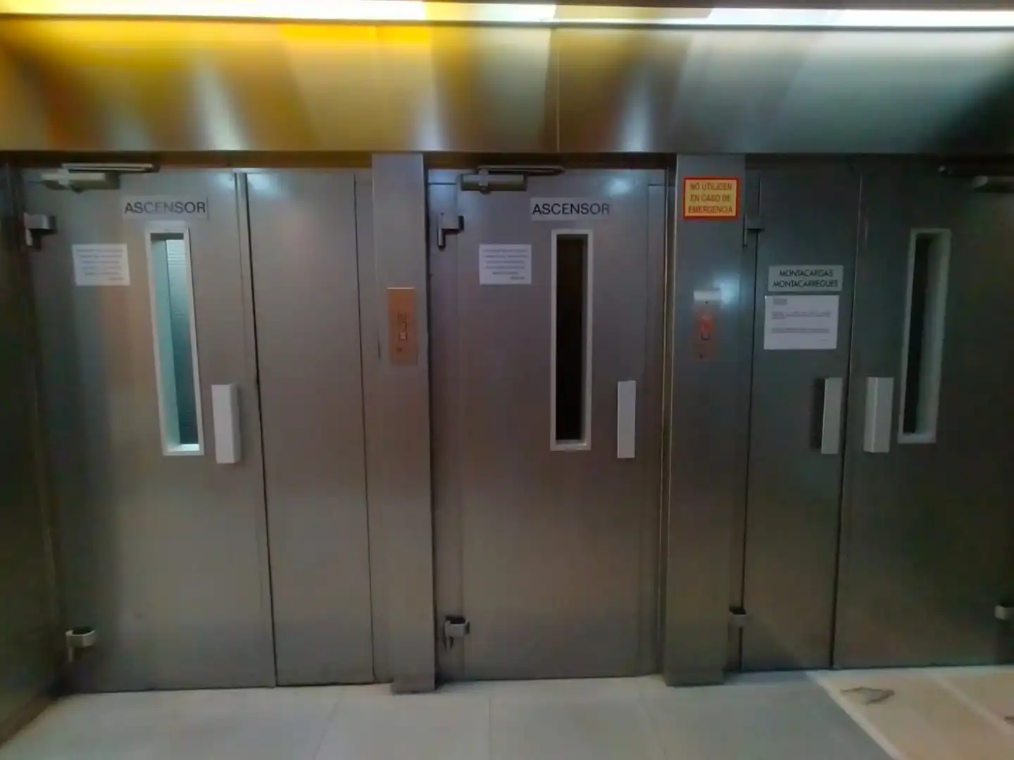 Oficina en venda en Barcelona amb Moblat