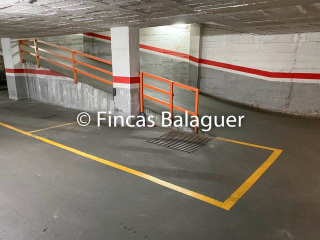 Garaje en Alquiler en N/A, -1 en Sants