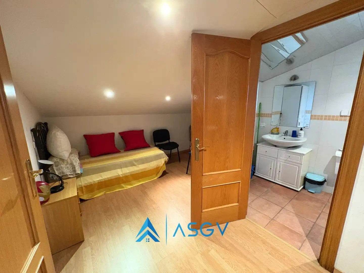 Houses for sale in Piera  with Air Conditioner, Private garden and Terrace