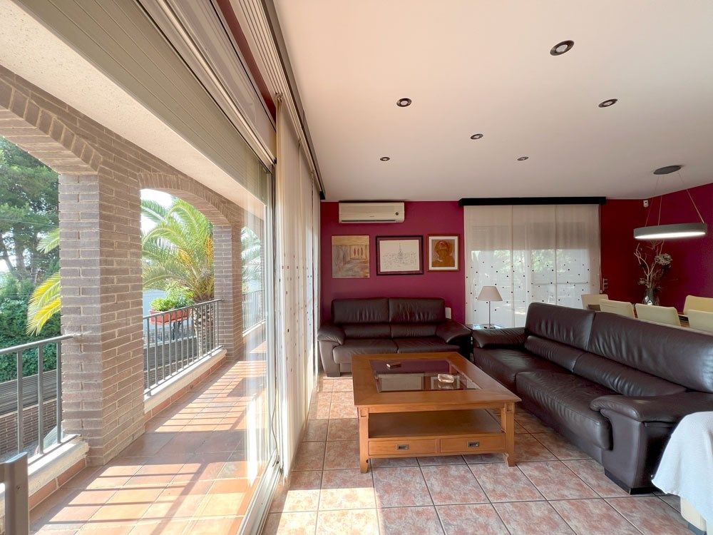 Sala de estar de Casa o chalet en venta en Alcover con Aire acondicionado, Calefacción y Terraza