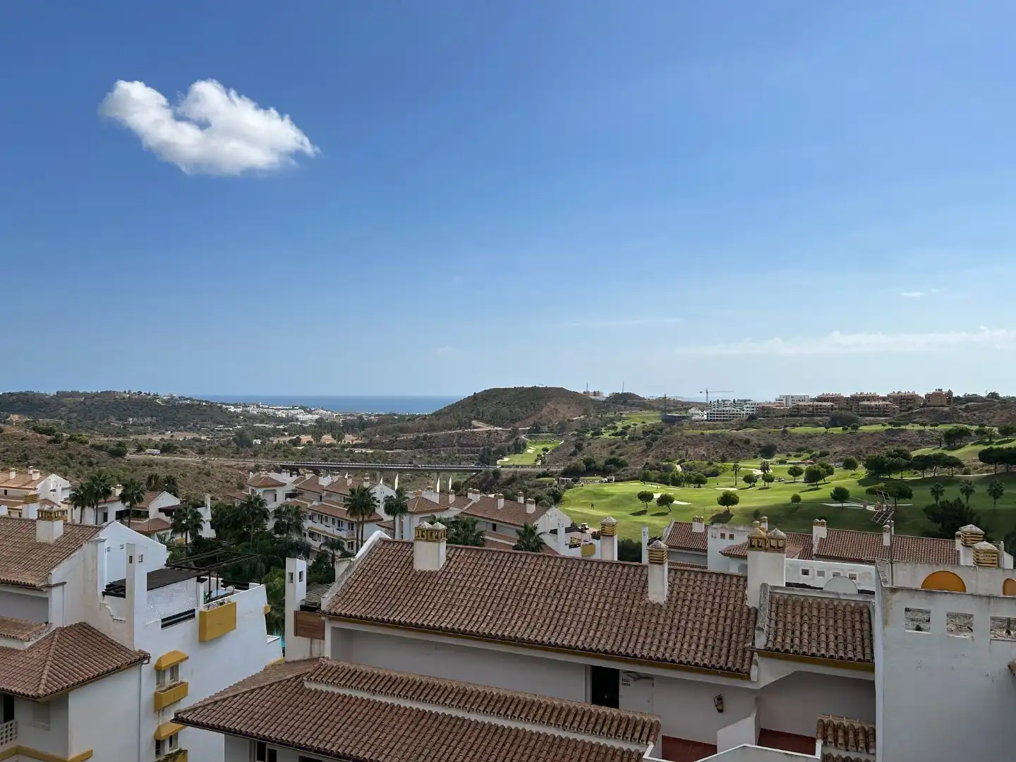 Vista exterior de Piso de alquiler en Mijas con Aire acondicionado y Terraza