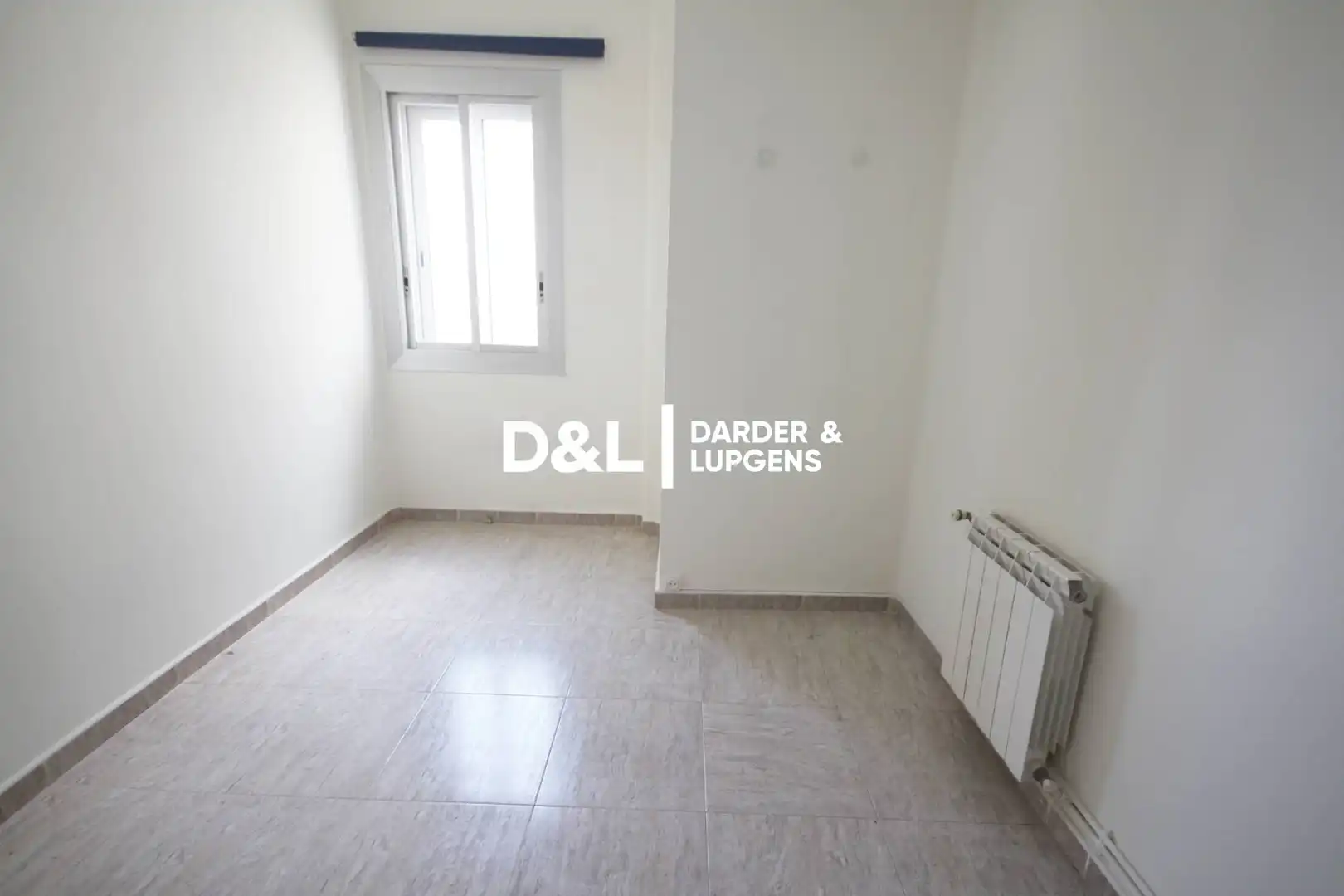 Bedroom of Flat for sale in Vilanova i la Geltrú  with Air Conditioner, Heating and Storage room