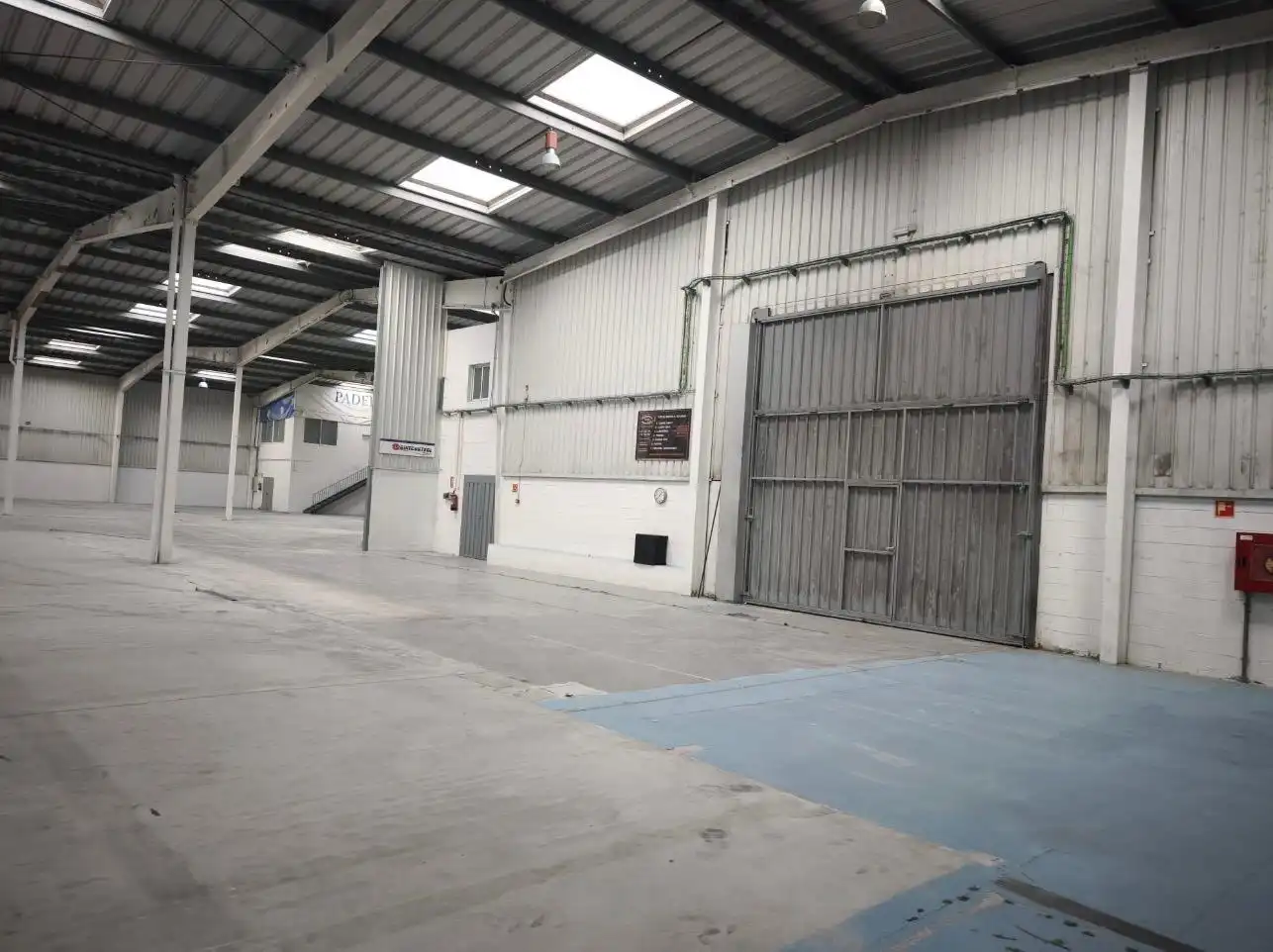 Industrial buildings for rent in Vallgorguina