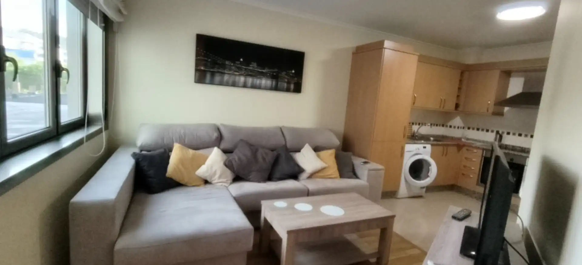 Wohnzimmer von Erdgeschoss zum Verkauf in Cedeira mit Klimaanlage, Heizung und Parkett