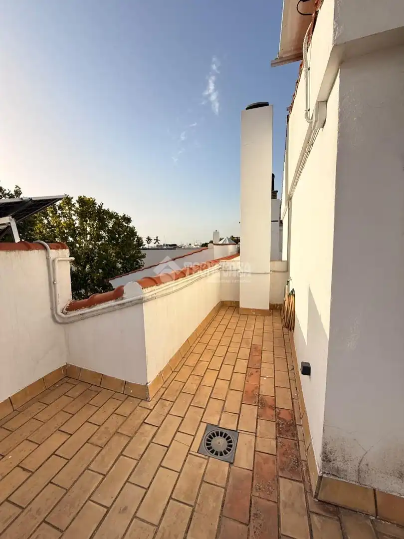 Terrasse von Einfamilien-Reihenhaus zum Verkauf in Alcalá de Guadaira mit Klimaanlage und Terrasse