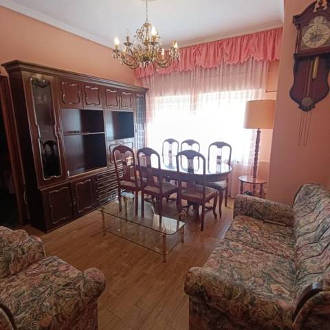 Piso en Alquiler en Calle SANTA TERESA, 1 en Peñaranda de Bracamonte