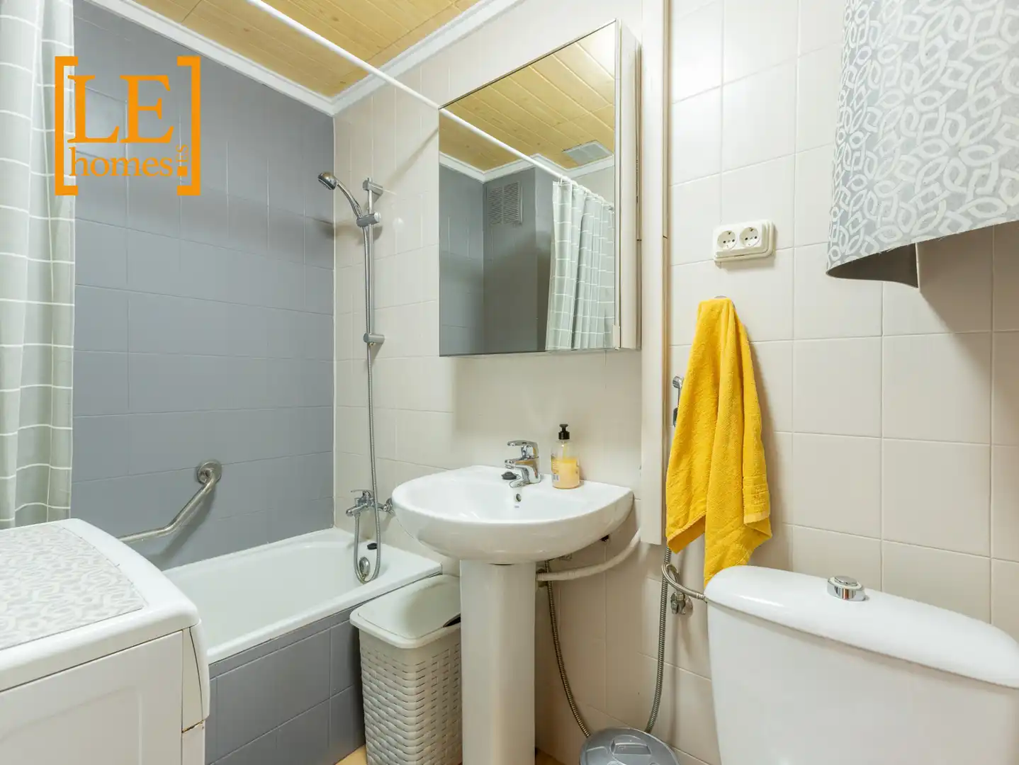 Bany de Dúplex en venda en Torrevieja amb Aire condicionat, Terrassa i Moblat