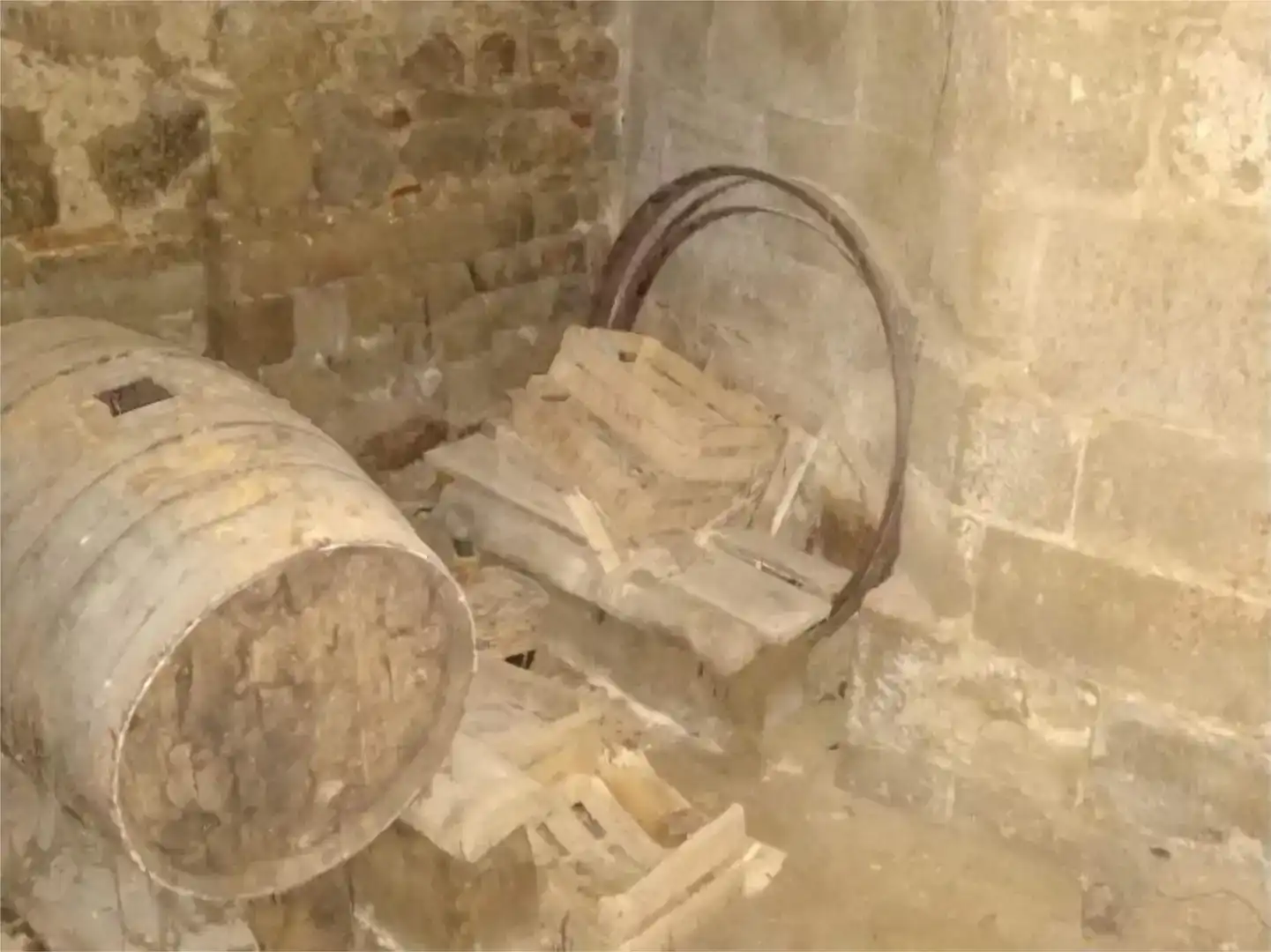 Finca rústica en venda en Ayerbe amb Moblat i Balcó
