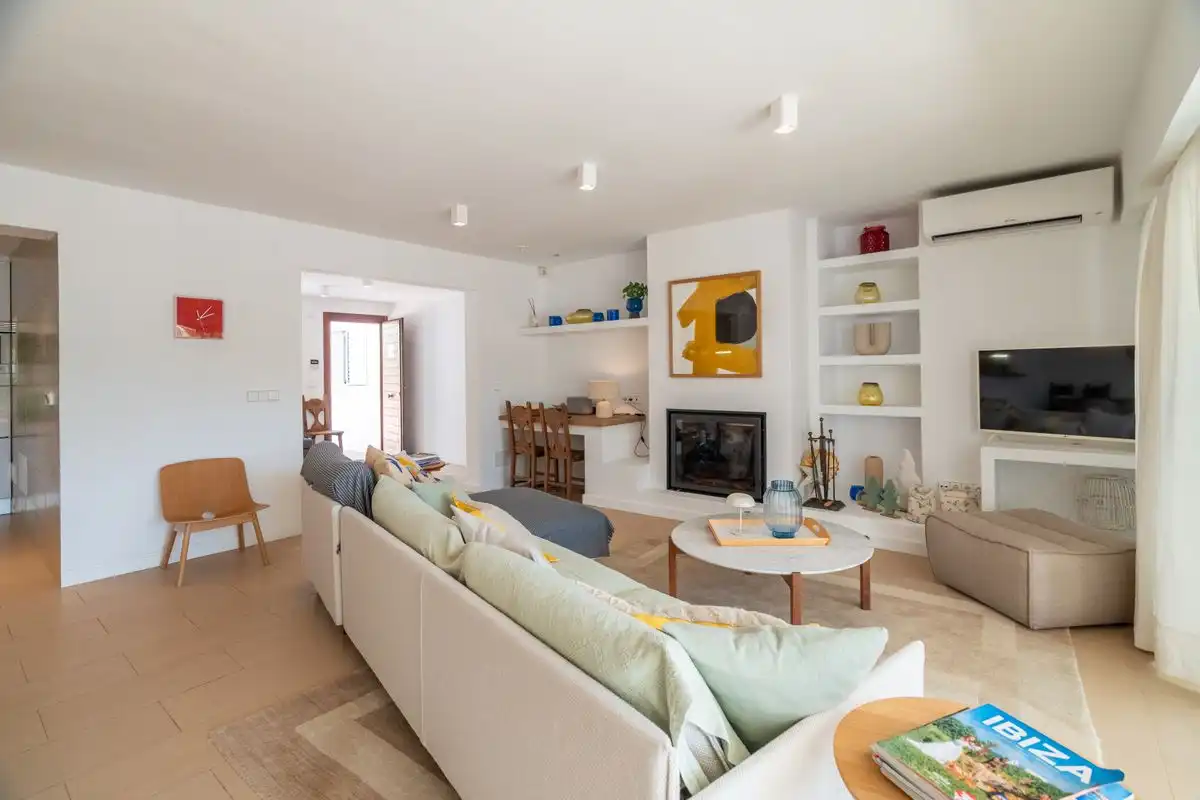 Casa a schiera con terrazza in vendita a Carrer París, imagen 9