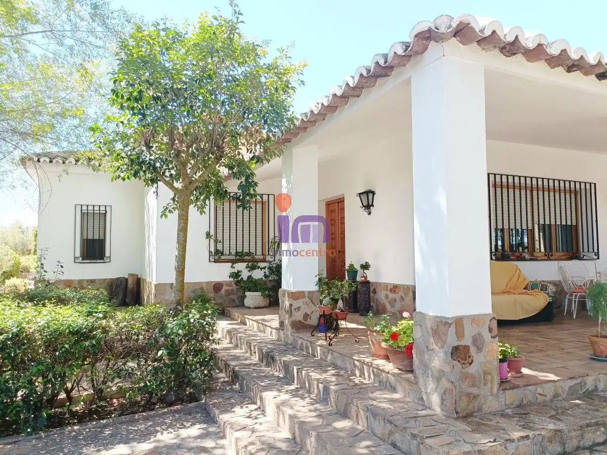 Chalet en venta en Valdepeñas, imagen 2