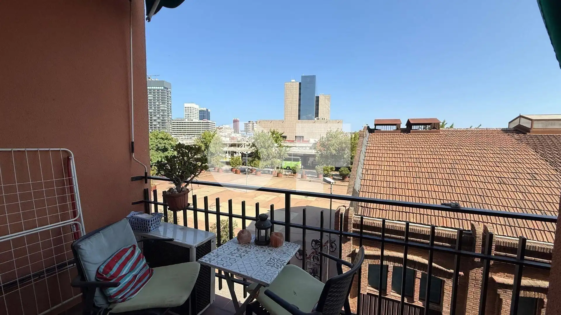 Terrasse von Wohnung zum Verkauf in Barcelona mit Heizung, Möbliert und Alarm