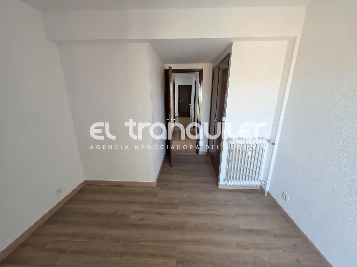 Bedroom of Flat for rent in Madrid  with Air Conditioner, Terrace and Furnished