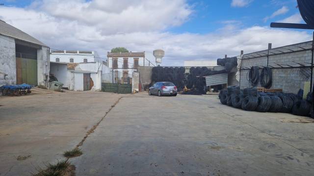 Terreno residencial en Venta en Paterna del Campo