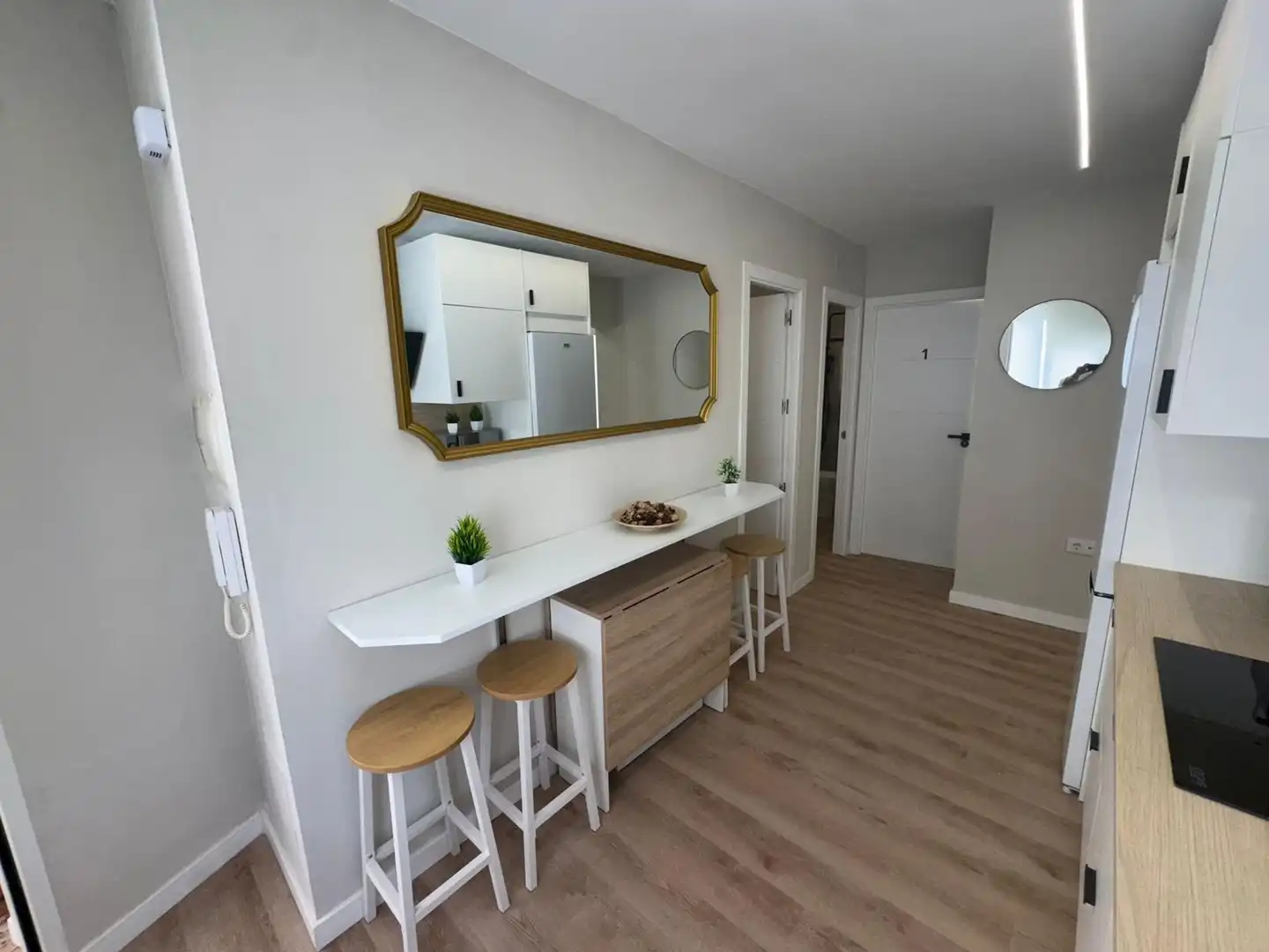 Esszimmer von Wohnung zum Verkauf in Sevilla mit Klimaanlage, Möbliert und Ofen