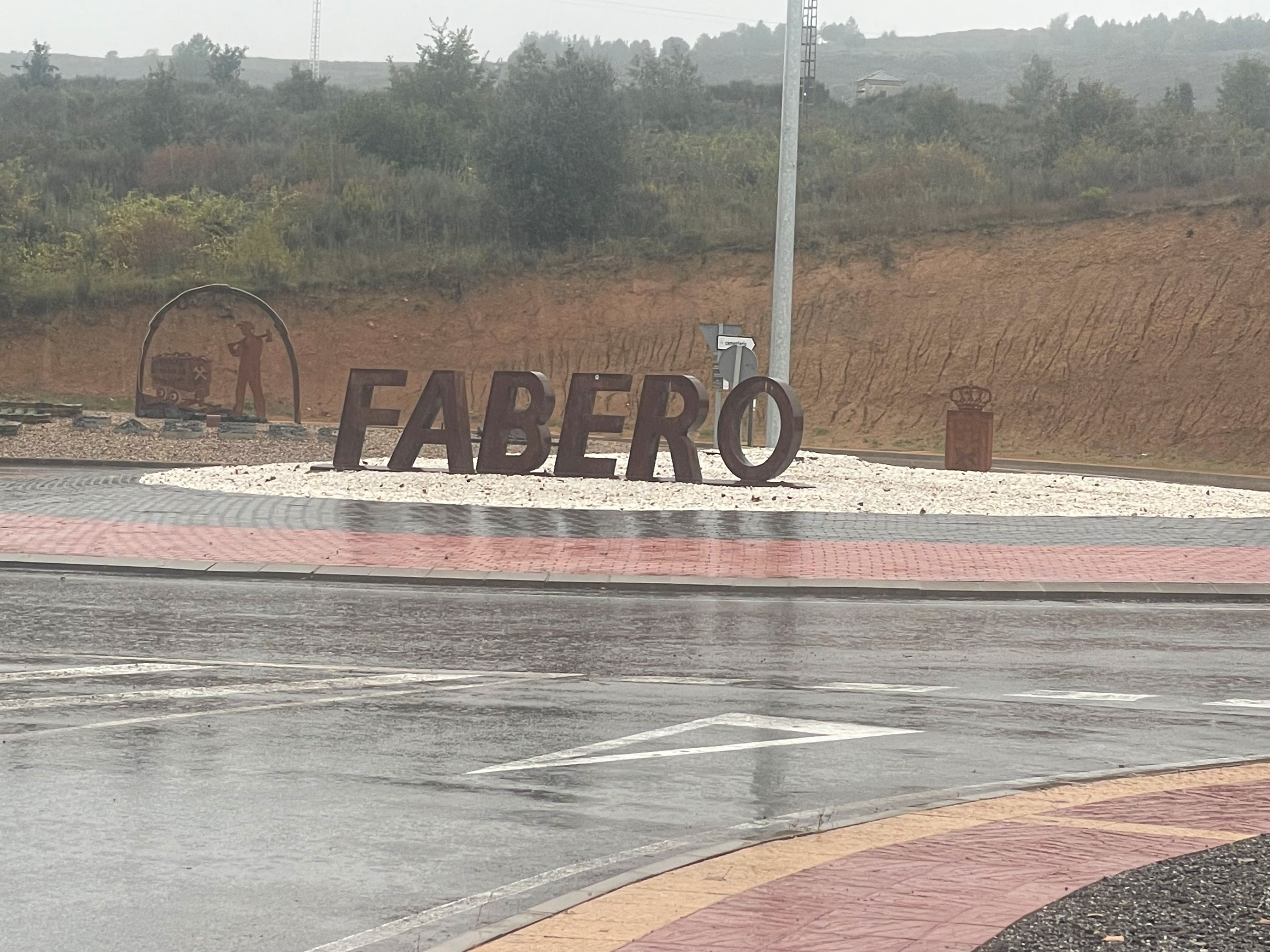 Pis en venda a Calle Gil y Carrasco, 27, Fabero