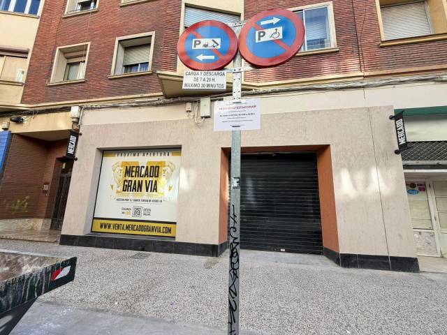 Local comercial en Alquiler en De Félix Latassa en Universidad San Francisco