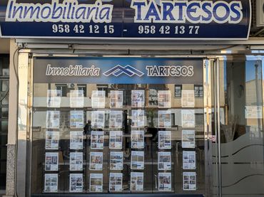 Pis amb balcó en venda a Chana