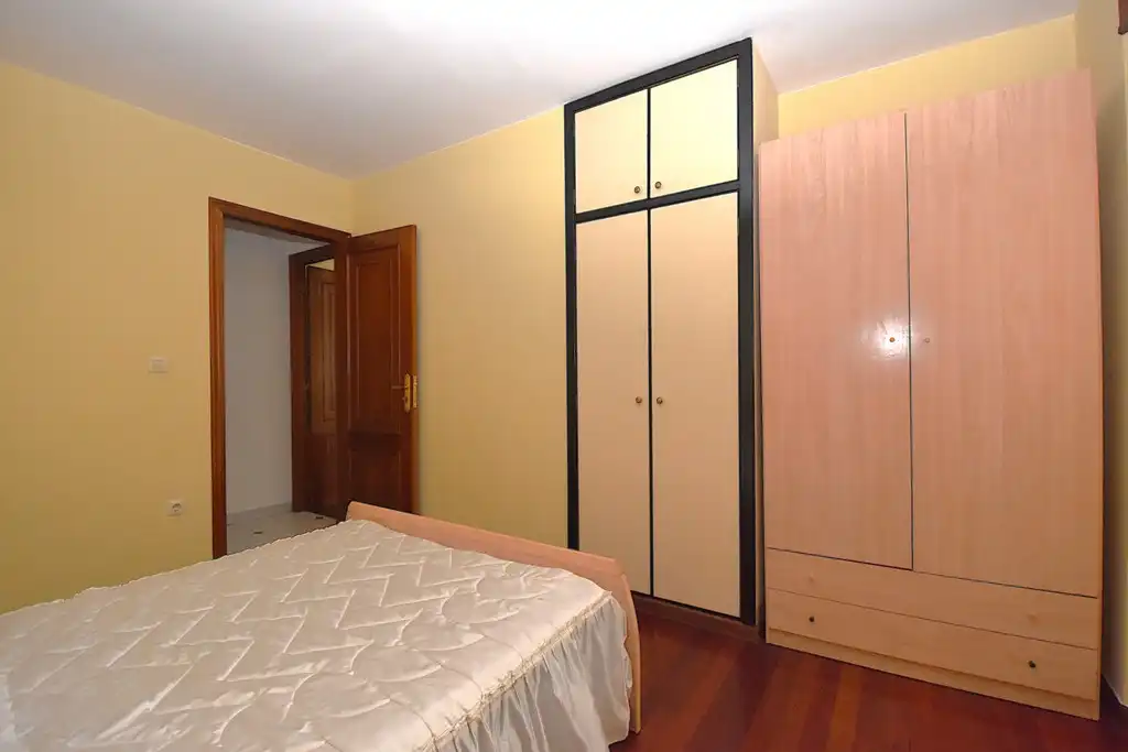 Bedroom of Flat for sale in Noia, A Coruña