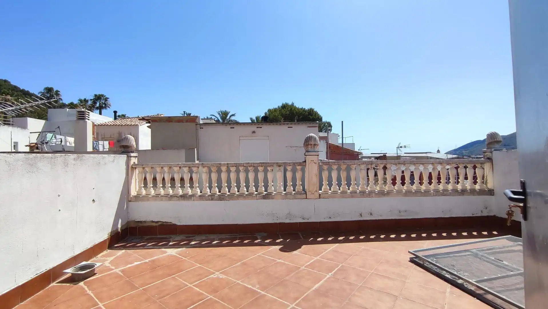 Terrassa de Casa o xalet en venda en Tavernes de la Valldigna amb Aire condicionat, Terrassa i Traster