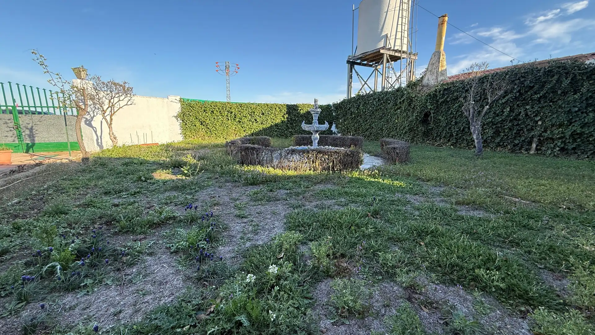 Casa o xalet en venda en Barrax amb Calefacció, Piscina i Moblat