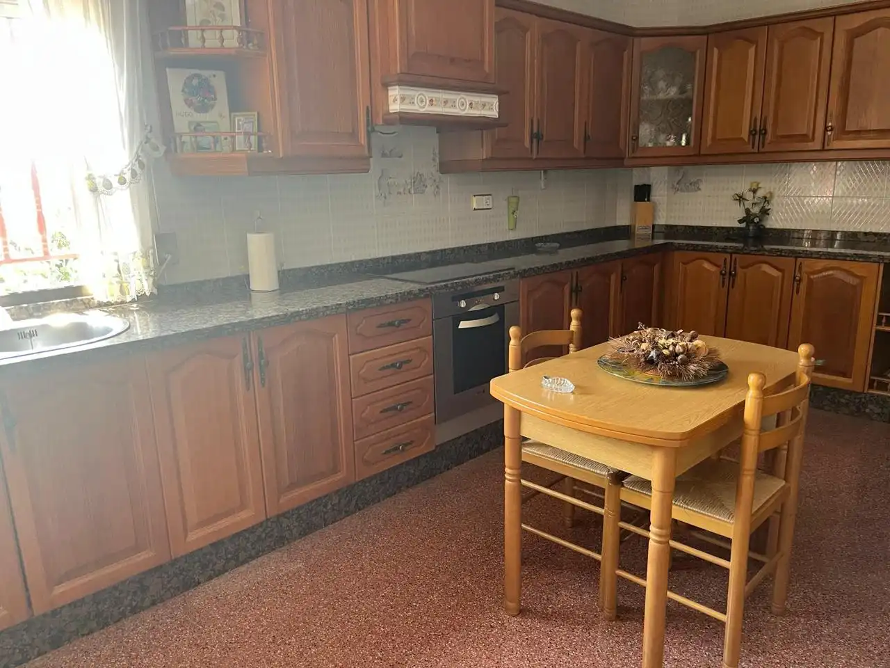 Cocina de Casa o chalet en venta en Alicante / Alacant con Aire acondicionado, Jardín privado y Terraza