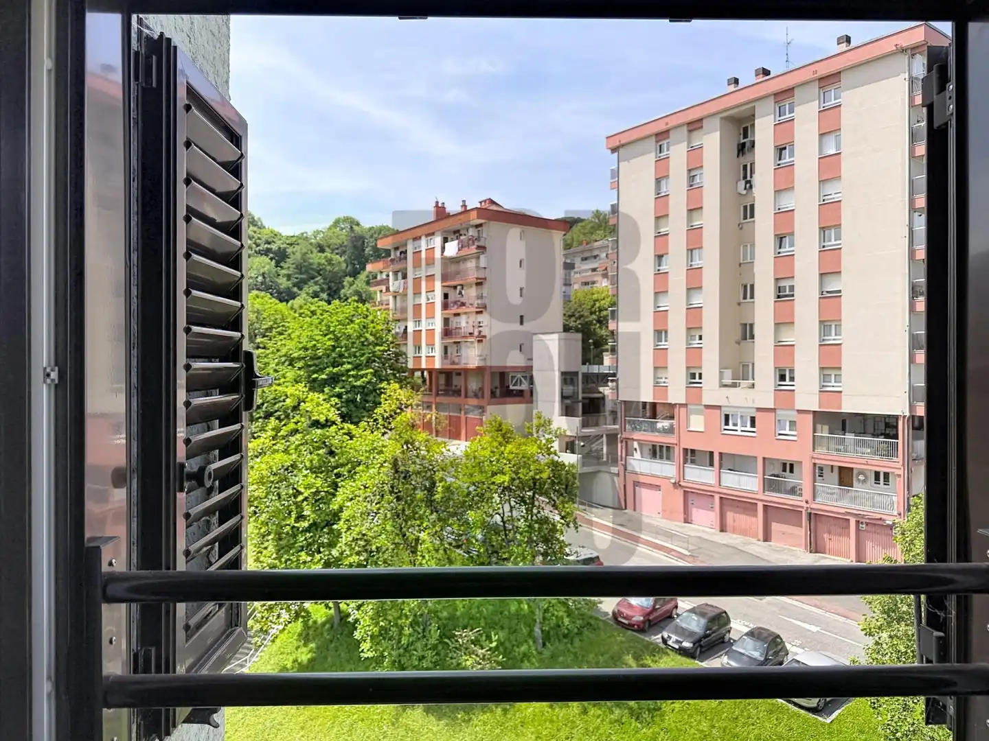 Vista exterior de Piso en venta en Zarautz con Trastero y Balcón