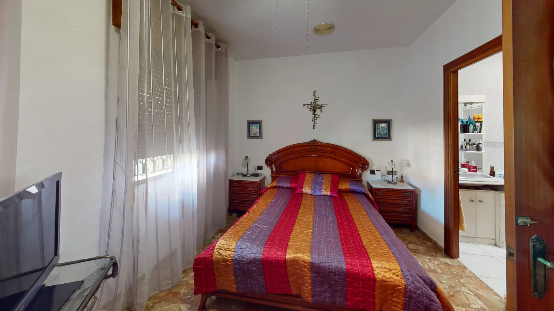 Dormitori de Casa o xalet en venda en Almería amb Aire condicionat, Terrassa i Traster