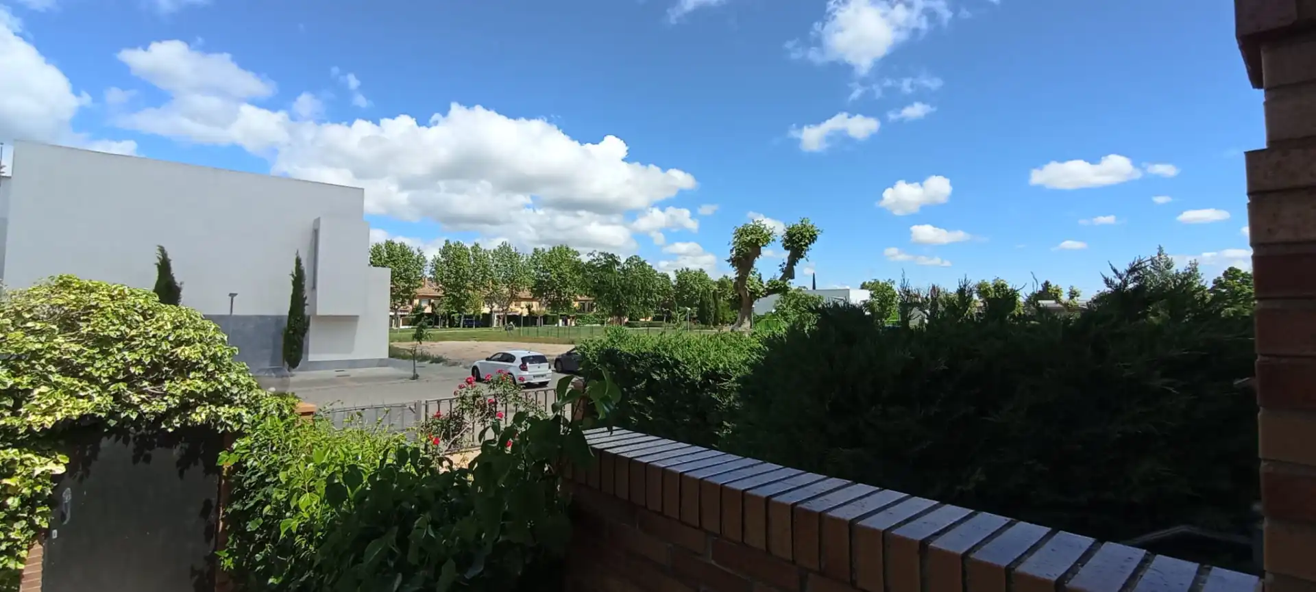 Terrassa de Casa adosada en venda en Simancas amb Calefacció, Jardí privat i Parquet