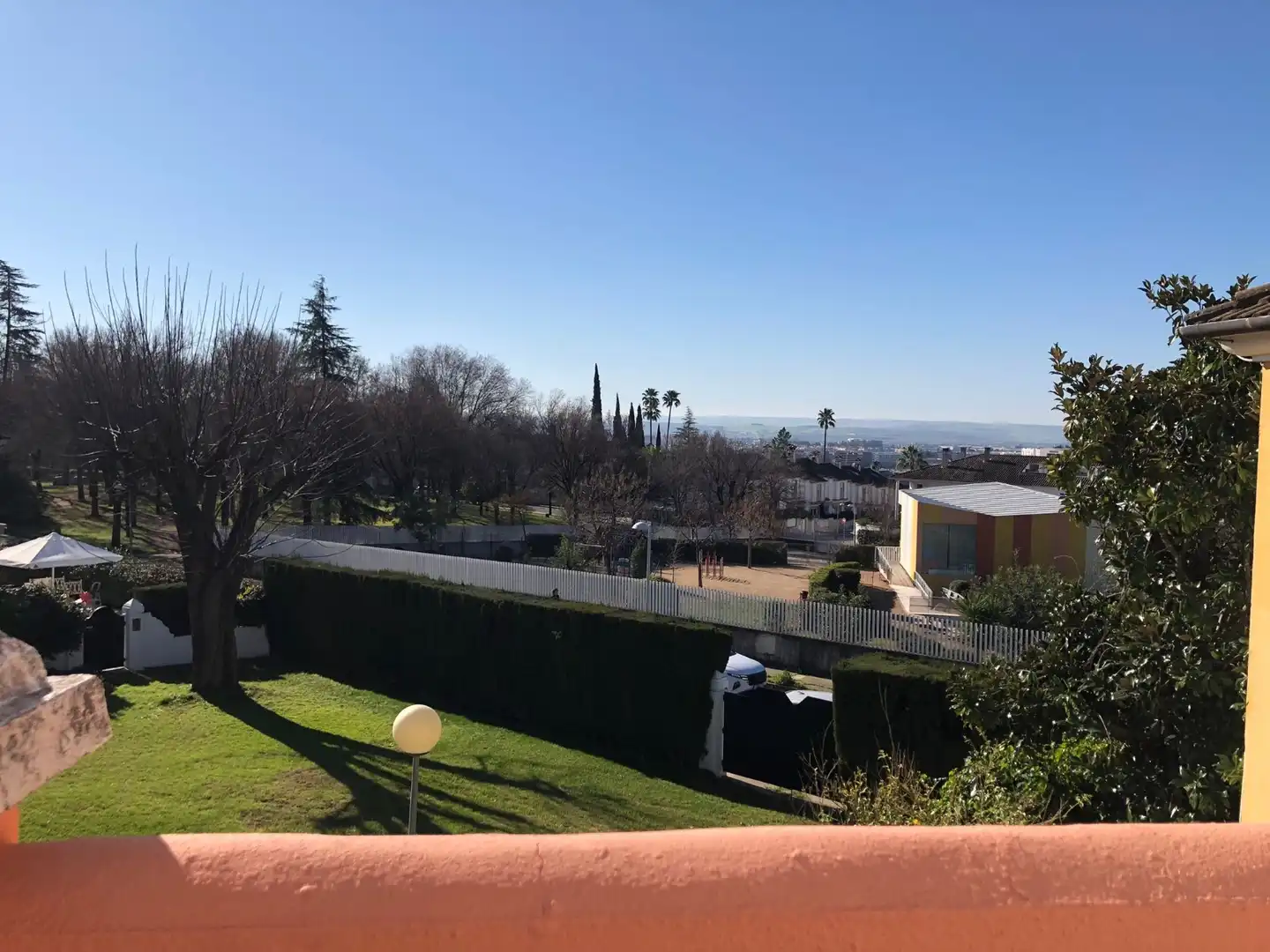 Garten von Einfamilien-Reihenhaus zum Verkauf in Córdoba mit Klimaanlage, Heizung und Terrasse