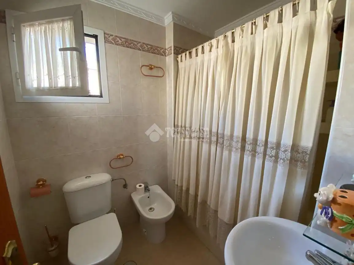 Casa adosada en venta en Centro - Doña Mercedes