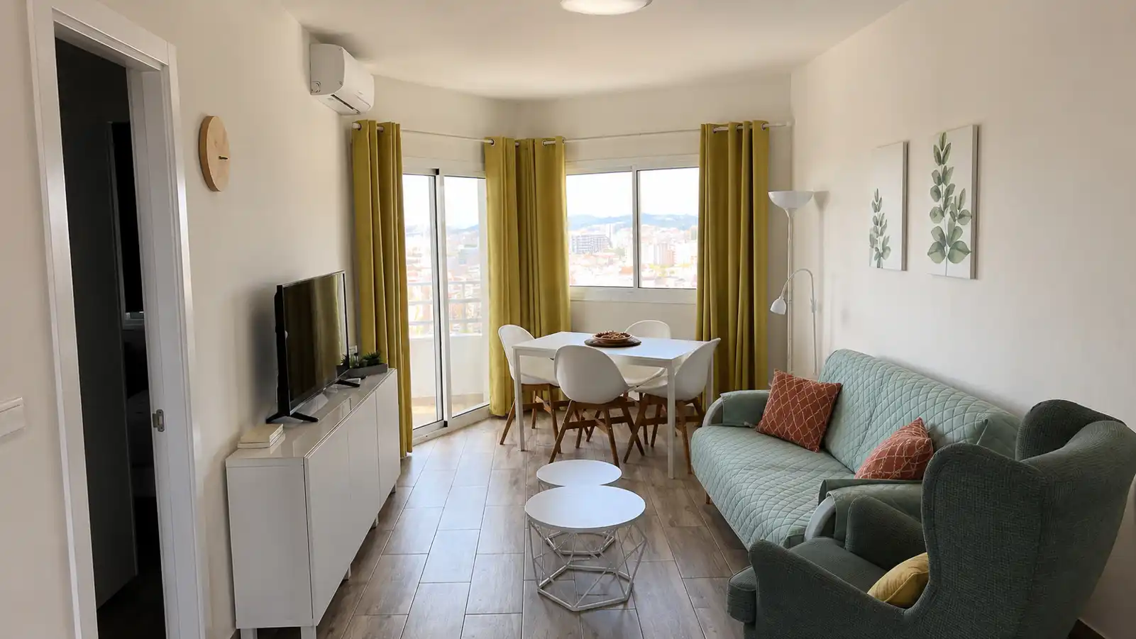 Flat with pool for sale in Paseo Marítimo Rey de España, imagen 2