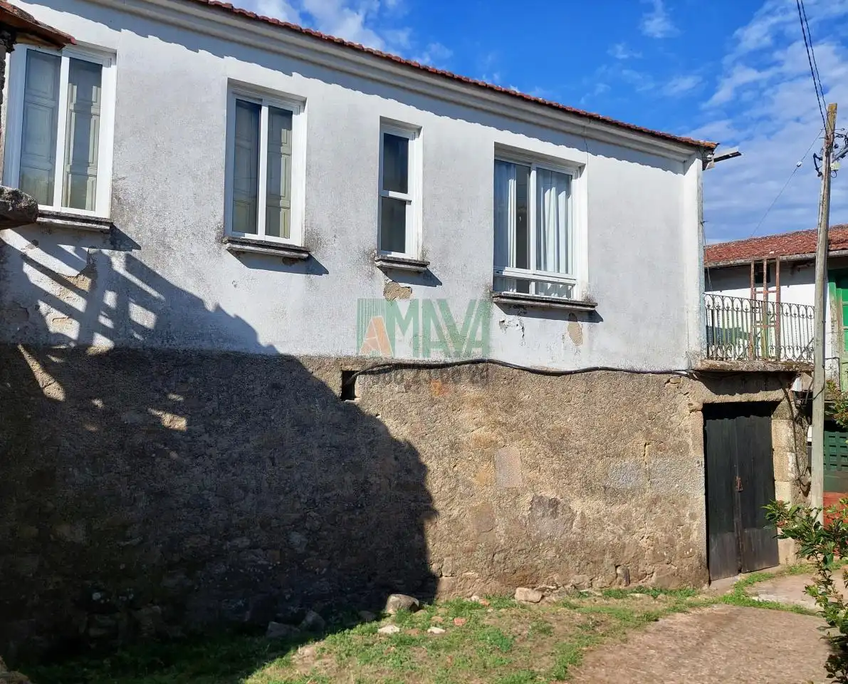 Vista exterior de Casa o chalet en venta en Toén