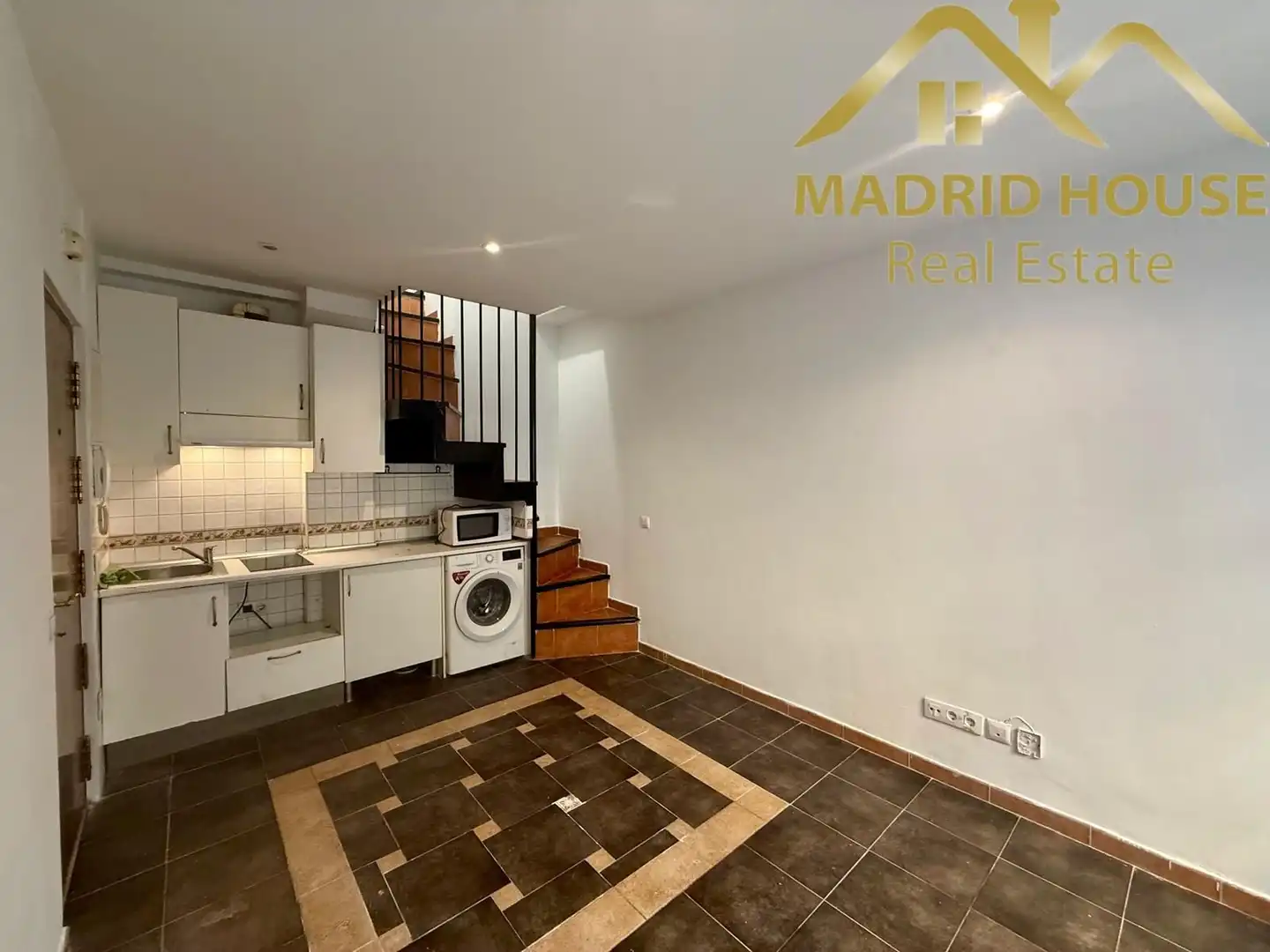 Duplexes for rent in calle de la virgen, San Diego