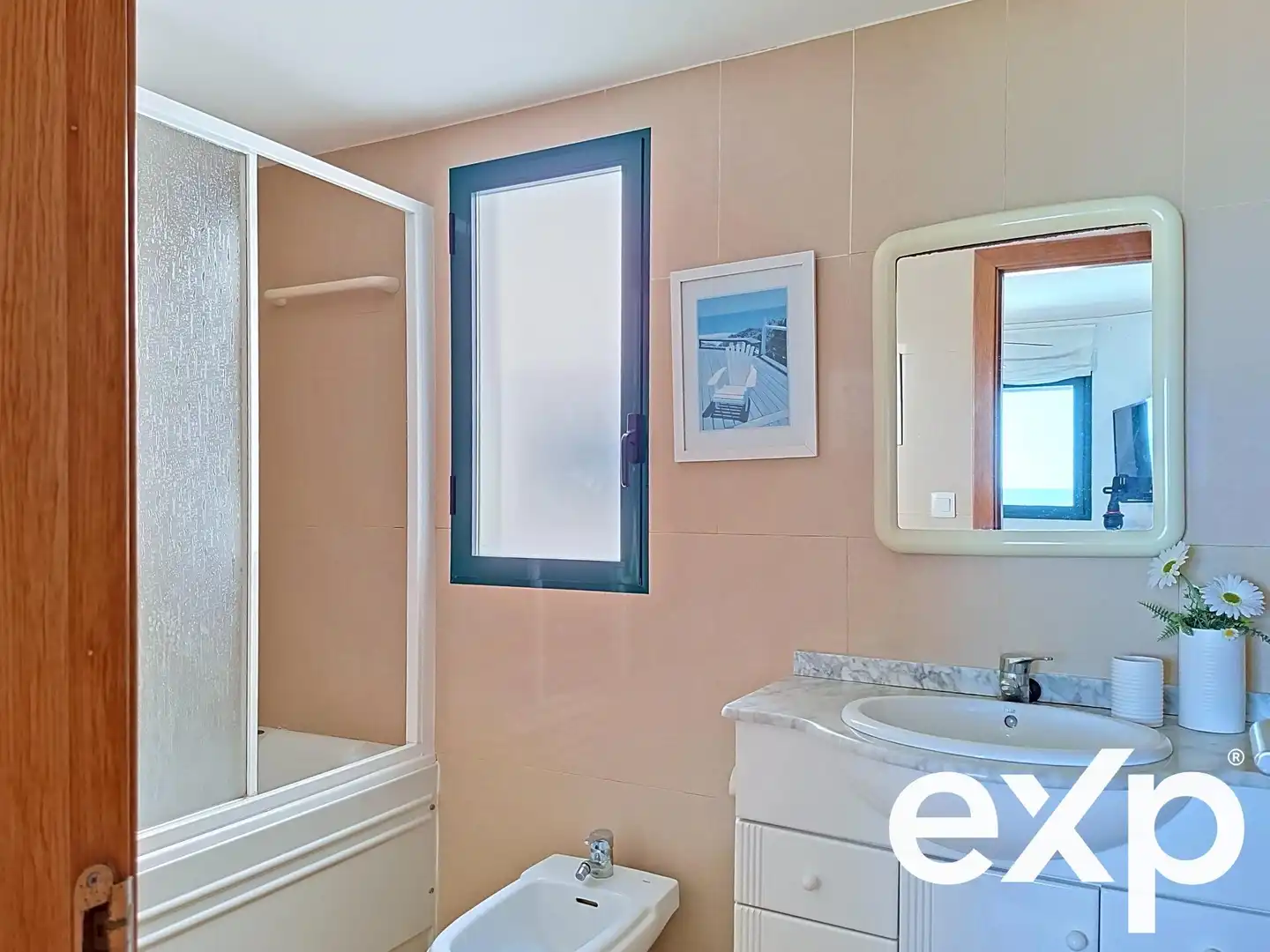 Bathroom of Attic for sale in Oliva  with Air Conditioner, Heating and Private garden